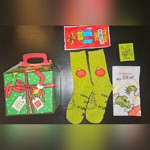 2025 McDonald's Grinch Meal Box Green Socks Shaker Bag Sealed Fry Seasoning Rip